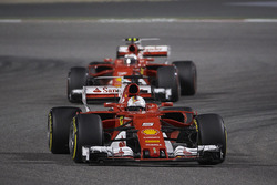 Sebastian Vettel, Ferrari SF70H, Kimi Raikkonen, Ferrari SF70H