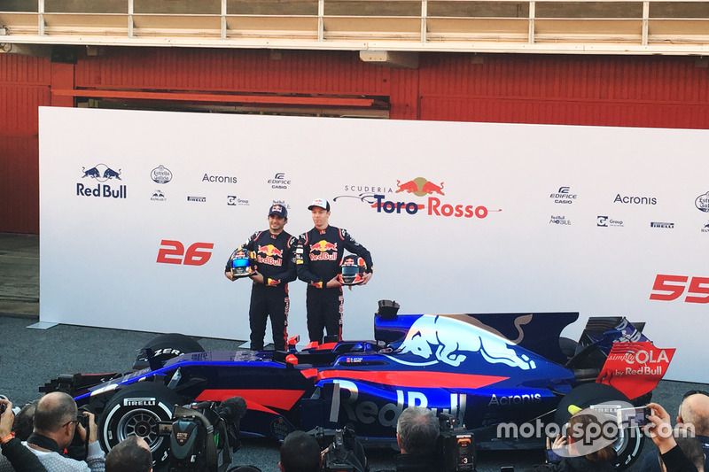 Daniil Kvyat, Carlos Sainz Jr., Scuderia Toro Rosso STR12