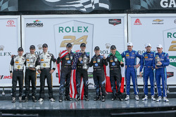 Podium: 1. Ricky Taylor, Jordan Taylor, Max Angelelli, Jeff Gordon, Wayne Taylor Racing; 2. Joao Bar