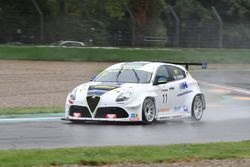 Joakim Darbom, Alfa Romeo Giulietta TCR, V-Action