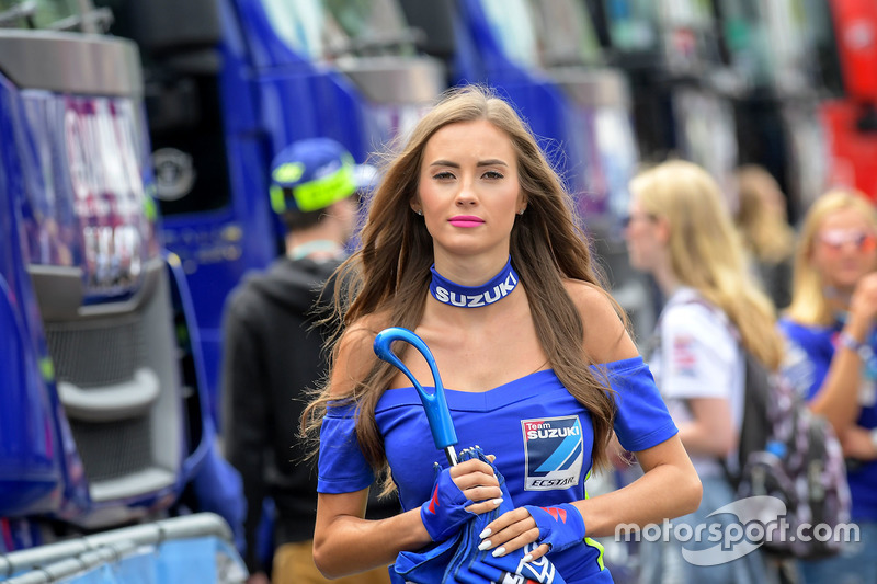 Grid girl