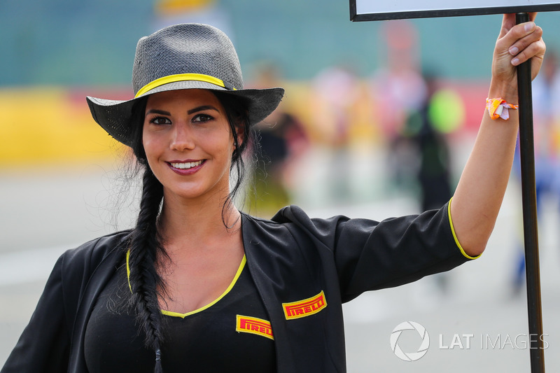 Grid girl