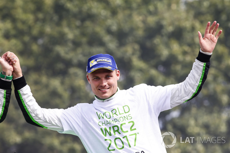 Podio WRC2: Pontus Tidemand, Skoda Fabia R5, Skoda Motorsport