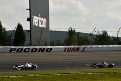 Helio Castroneves, Team Penske Chevrolet, Ed Carpenter, Ed Carpenter Racing Chevrolet