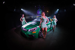 Chapecoense apresenta carro para o Mercedes-Benz Challenge