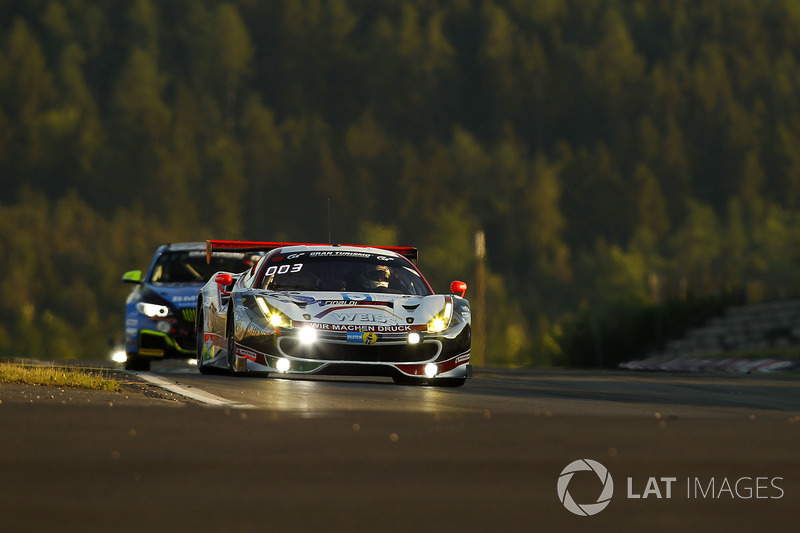 #22 Wochenspiegel Team Monschau, Ferrari 488 GT3: Georg Weiss, Oliver Kainz, Jochen Krumbach, Mike S