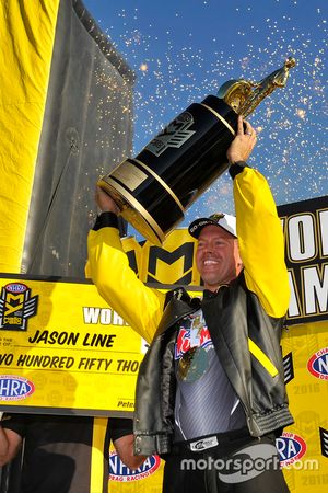 Campeón 2016 Pro Stock, Jason Line