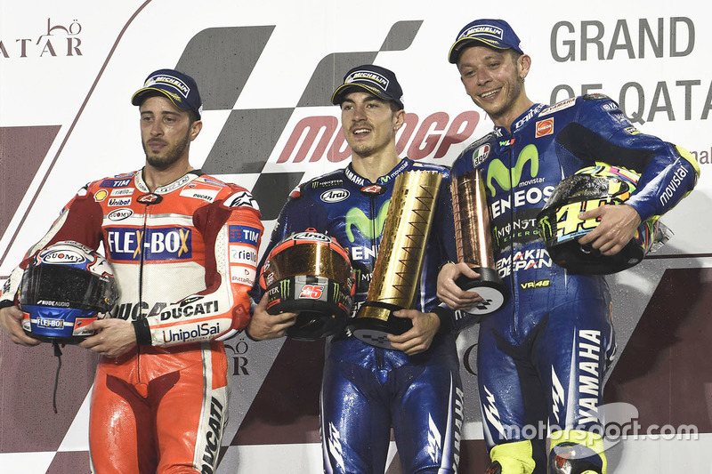 Podio: 1º Maverick Viñales, 2º Andrea Dovizioso, 3º Valentino Rossi