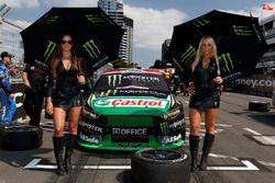 Hot Monster Energy grid girls for Cameron Waters, Prodrive Racing Australia