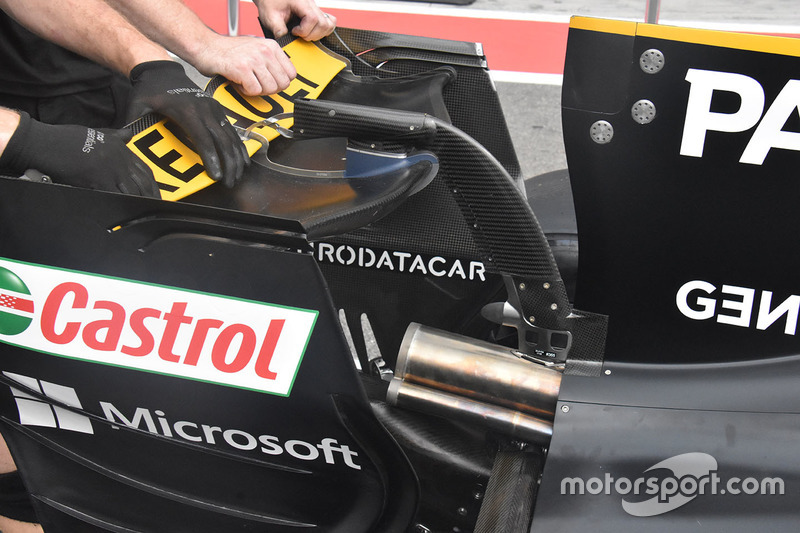 Aileron arrière de la Renault Sport F1 Team RS17
