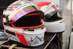 Rikli Motorsport, helmets