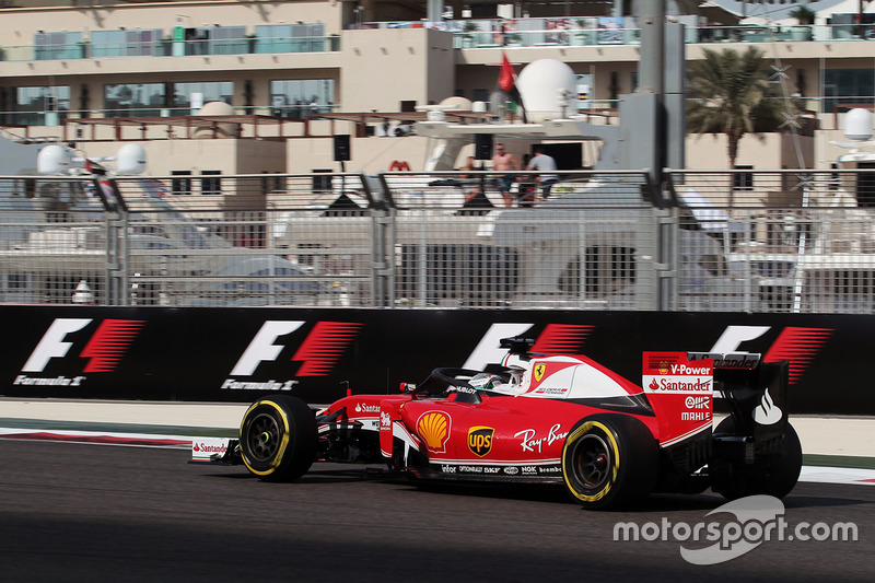 Sebastian Vettel, Ferrari SF16-H with a Halo cockpit cover