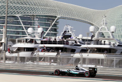 Lewis Hamilton, Mercedes AMG F1 W07 Hybrid