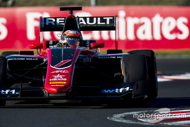 7. <img src="https://cdn-7.motorsport.com/static/img/cfp/0/0/0/200/227/s3/united_kingdom-2.jpg" alt="" width="20" height="12" /> Джек Эйткен
