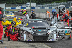 #6 Phoenix Racing, Audi R8 LMS GT3: Alex Yoong, Alex Au
