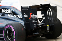 Le côté de l'aileron arrière de Fernando Alonso, McLaren MP4-31