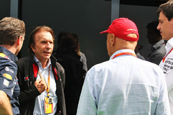 Christian Horner, teambaas Red Bull Racing met Emerson Fittipaldi, Niki Lauda en Toto Wolff, Mercede