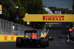 Carlos Sainz Jr., Scuderia Toro Rosso STR11