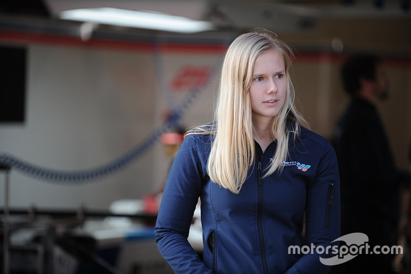 <img src="https://cdn-1.motorsport.com/static/img/cfp/0/0/0/100/151/s3/netherlands-2.jpg" alt="" width="20" height="12" /> Beitske Visser