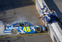 Race winner Jimmie Johnson, Hendrick Motorsports Chevrolet