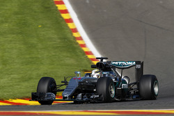 Lewis Hamilton, Mercedes AMG F1 W07 Hybrid