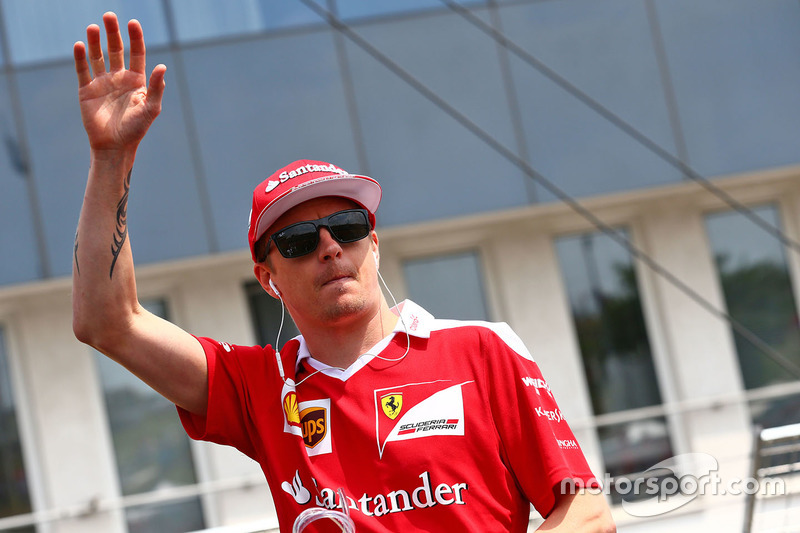 Kimi Raikkonen, Ferrari on the drivers parade