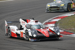 #5 Toyota Racing Toyota TS050 Hybrid: Anthony Davidson, Sébastien Buemi, Kazuki Nakajima