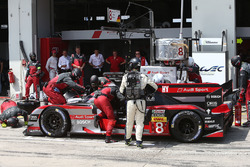#8 Audi Sport Team Joest Audi R18 e-tron quattro: Lucas di Grassi, Loic Duval, Oliver Jarvis