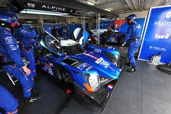 #36 Signatech, Alpine A460: Gustavo Menezes, Nicolas Lapierre, Stéphane Richelmi