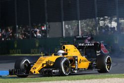 Kevin Magnussen, Renault Sport F1 Team RS16