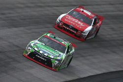 Daniel Suárez, Joe Gibbs Racing Toyota, Ryan Reed, Roush Fenway Racing Ford