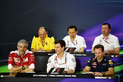 Press conference: Frederic Vasseur, Renault Sport F1 Team Racing Director, Yusuke Hasegawa, Head of
