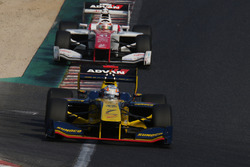 ナレイン・カーティケヤン(SUNOCO Team LeMans)とストフェル・バンドーン(DOCOMO TEAM DANDELION RACING)