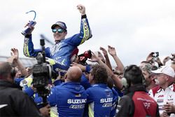 Le vainqueur Maverick Viñales, Team Suzuki MotoGP