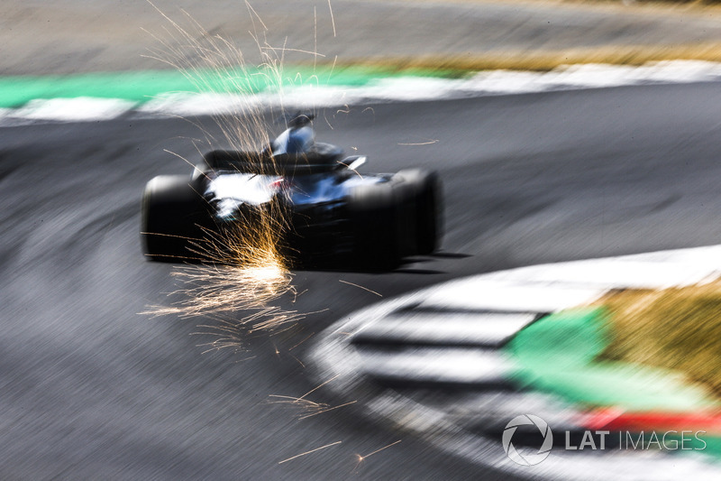 Lewis Hamilton, Mercedes-AMG F1 W09