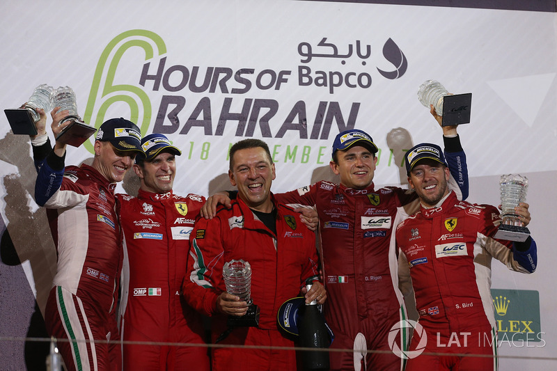 Podio LMGTE Pro: al secondo posto James Calado, Alessandro Pier Guidi, AF Corse