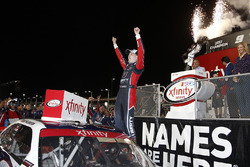 2017 champion William Byron, JR Motorsports Chevrolet