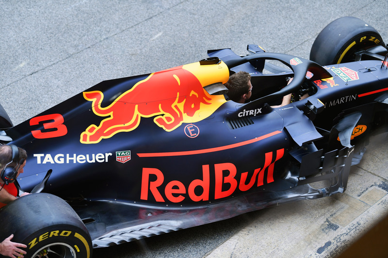 Автомобиль Red Bull Racing RB14