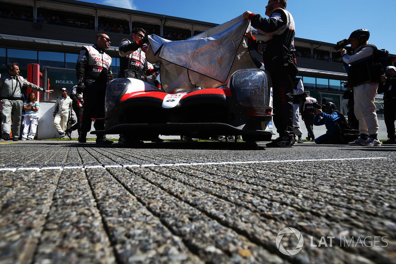 #8 Toyota Gazoo Racing Toyota TS050: Sébastien Buemi, Kazuki Nakajima, Fernando Alonso