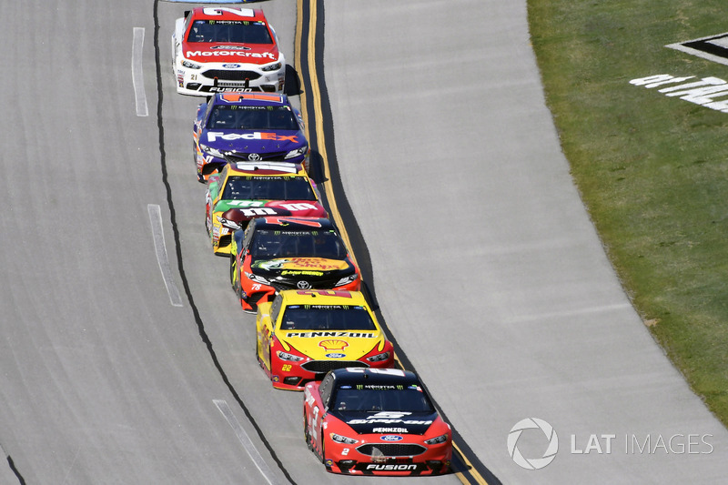 Brad Keselowski, Team Penske, Ford Fusion Snap on and Joey Logano, Team Penske, Ford Fusion Shell Pennzoil
