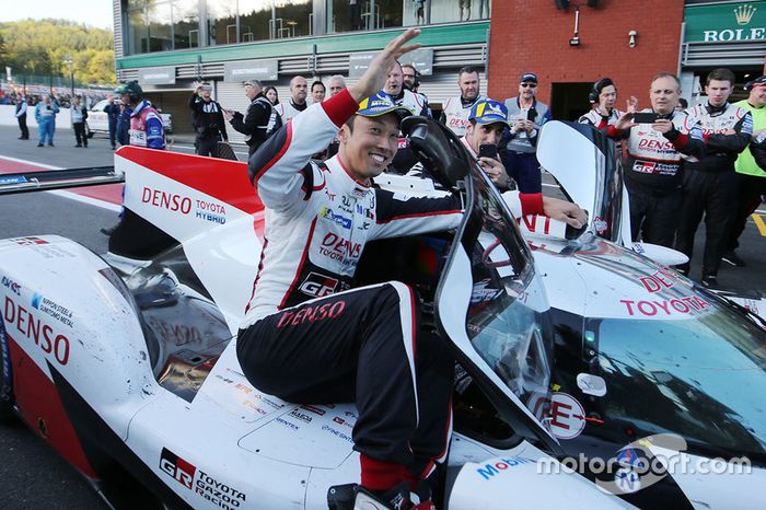 Ganadores #8 Toyota Gazoo Racing Toyota TS050: Sébastien Buemi, Kazuki Nakajima, Fernando Alonso