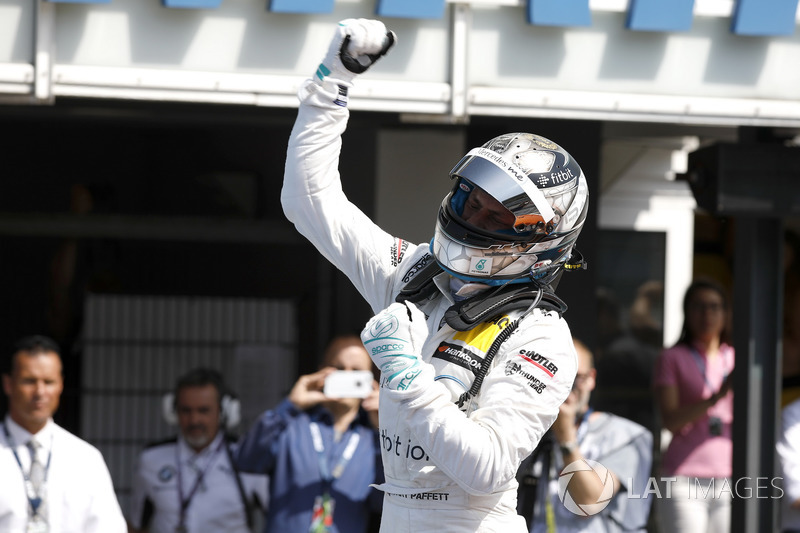 Race winner Gary Paffett Mercedes-AMG Team HWA, Mercedes-AMG C63 DTM