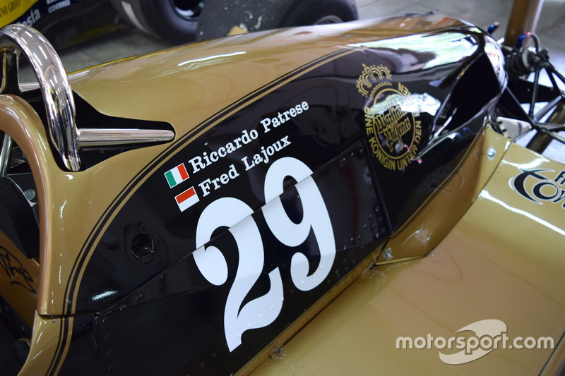 Arrows A1B