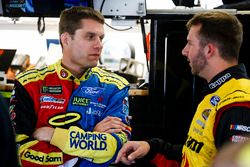 David Ragan, Front Row Motorsports Ford and Matt DiBenedetto, GO FAS Racing Ford