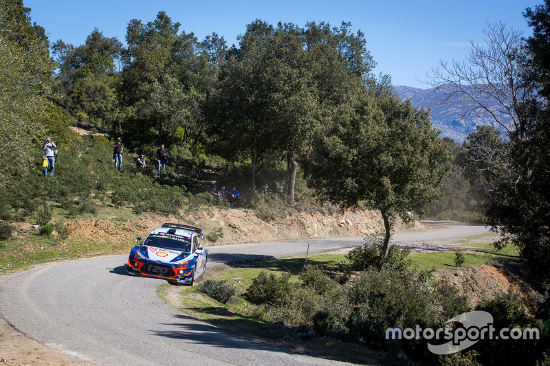 Thierry Neuville, Nicolas Gilsoul, Hyundai Motorsport Hyundai i20 Coupe WRC