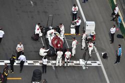 Charles Leclerc, Sauber C37 on the grid