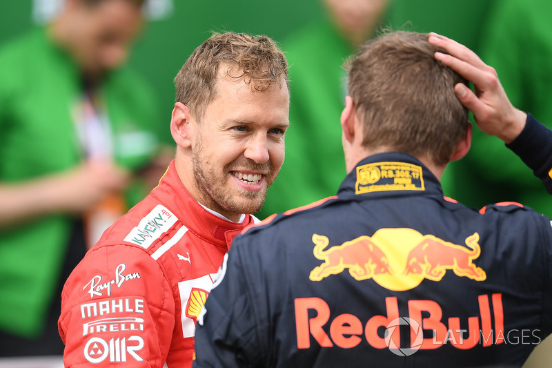 Sebastian Vettel, Ferrari and Max Verstappen, Red Bull Racing dans le Parc Fermé