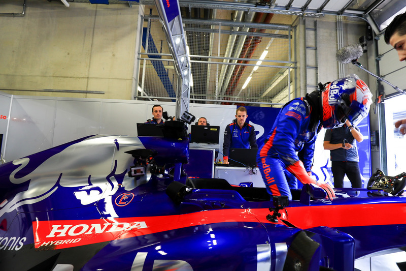 Marc Marquez, prueba el Toro Rosso de F1