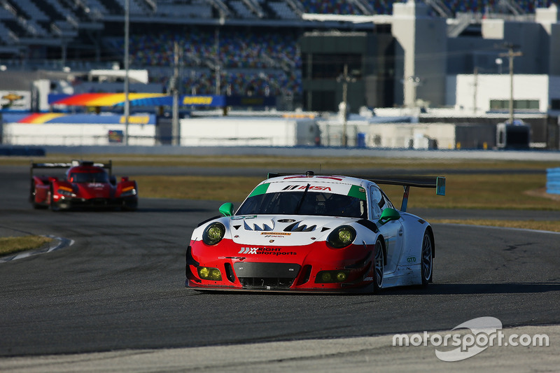 #58 Wright Motorsports Porsche 911 GT3 R: Patrick Long, Christina Nielsen, Robert Renauer, Mathieu J