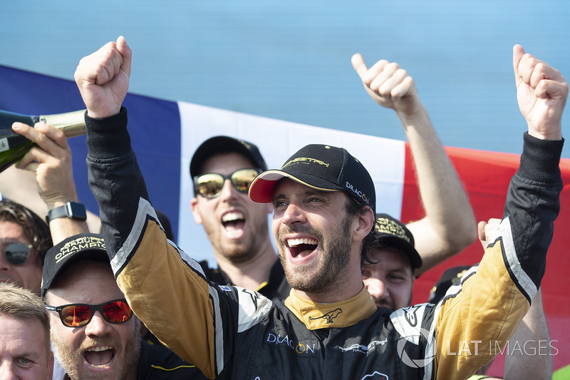 Jean-Eric Vergne, Techeetah, fête son titre avec son équipe